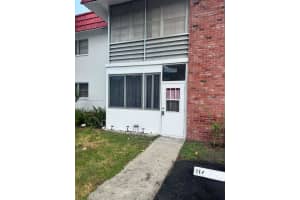2251 Nw 48th Ter 114 Lauderhill, FL 33313 - MLS#A11851261