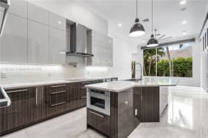 11098 Canary Island Ct, Plantation, FL 33324 - MLS#A11851271