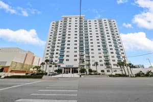 3000 S Ocean Dr 102, Hollywood