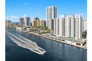 3000 S Ocean Dr 102 Hollywood, FL 33019 - MLS#A11851278
