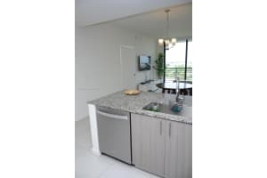 5350 Nw 84th Ave 907 Doral, FL 33166 - MLS#A11851282