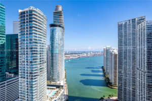 200 Biscayne Boulevard Way 3207, Miami