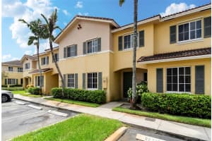 6036 Sw 19th St North Lauderdale, FL 33068 - MLS#A11851300