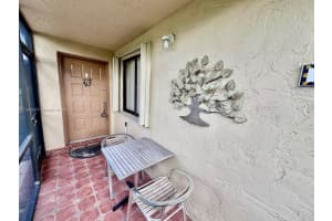 366 Lakeview Dr 104 Weston, FL 33326 - MLS#A11851301