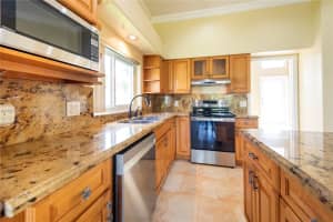 1075 San Luis Rey, Weston, FL 33326 - MLS#A11851311