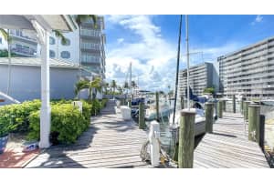 2475 Nw 16th St Rd 518 Miami, FL 33125 - MLS#A11851314