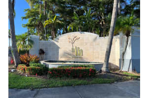 9645 Nw 1st Ct 1-209, Pembroke Pines