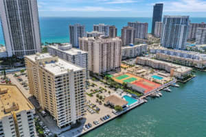 1833 S Ocean Dr 511, Hallandale Beach