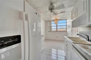 1833 S Ocean Dr 511, Hallandale Beach, FL 33009 - MLS#A11851406