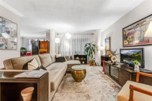 4330 Hillcrest Dr 516, Hollywood