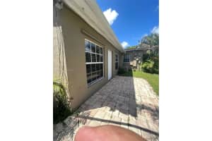 2410 Thomas St 3c Hollywood, FL 33020 - MLS#A11851426