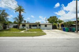 840 NW 170th Ter, Miami Gardens, FL 33169 - MLS#A11851434