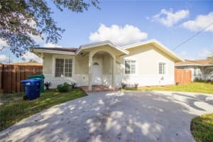 15650 NW 39th Ct 15650, Miami Gardens, FL 33054 - MLS#A11851500