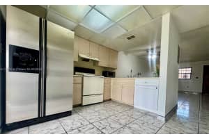 1319 W 51st Pl B-9 Hialeah, FL 33012 - MLS#A11851518
