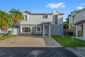 14725 Sw 90th Ter, Miami