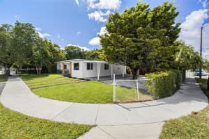 5410 SW 2nd St, Miami, FL 33134 - MLS#A11851568