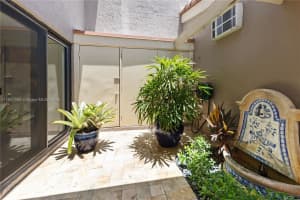 303 Saint Andrews Rd 19-68 Hollywood, FL 33021 - MLS#A11851596