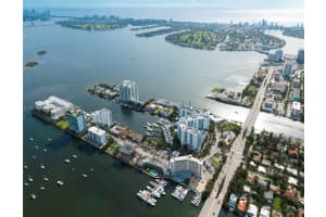 7933 E West Dr 1025, North Bay Village