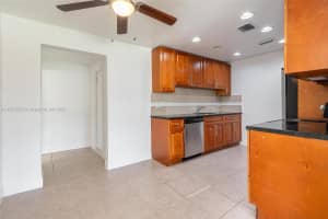 5615 Simms St Hollywood, FL 33021 - MLS#A11851628