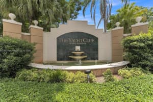 19501 E Country Club Dr 9407, Aventura