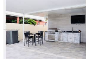 1847 W 2nd Ave Hialeah, FL 33010 - MLS#A11851714