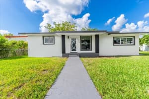 1026 W 32nd St, Hialeah, FL 33012 Sold 10/15/25