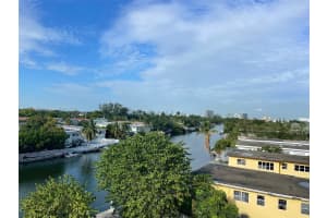 130 S Shore Dr 6D, Miami Beach, FL 33141 - MLS#A11851807