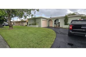 8941 Nw 25th Ct, Sunrise