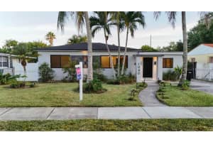 1040 NE 143rd St, North Miami, FL 33161 - MLS#A11851828
