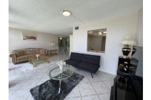 2000 Atlantic Shores Blvd 403 Hallandale Beach, FL 33009 - MLS#A11851838