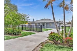 1140 Ne 139th St, North Miami