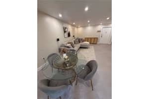 2551 Nw 41st Ave 104, Lauderhill