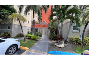 8323 Lake Dr 406 Doral, FL 33166 - MLS#A11851996