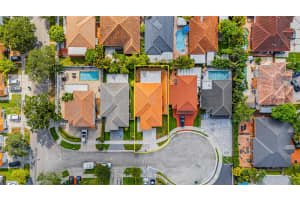 1111 Sw 85th Ave Miami, FL 33144 - MLS#A11852004