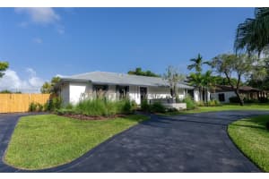 17902 Sw 87th Pl, Palmetto Bay