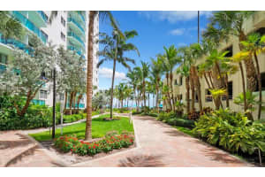 3901 S Ocean Dr 2D, Hollywood, FL 33019 - MLS#A11852078