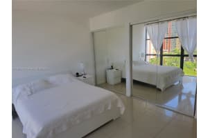 17021 N Bay Rd 1015, Sunny Isles Beach