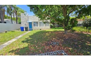 1954 Dewey St Hollywood, FL 33020 - MLS#A11852101