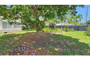 1954 Dewey St Hollywood, FL 33020 - MLS#A11852101