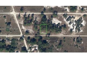 312 Sunflower Ave Lake Placid, FL 33852 Sold 08/29/25