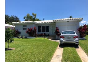 1538 Funston St, Hollywood, FL 33020 - MLS#A11852140