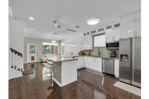 8956 SW 215th Ln, Cutler Bay, FL 33189 - MLS#A11852187