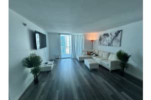 1200 Brickell Bay Dr 3520, Miami, FL 33131 - MLS#A11852233