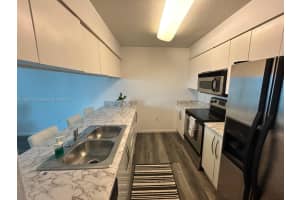 1200 Brickell Bay Dr 3520, Miami, FL 33131 - MLS#A11852233