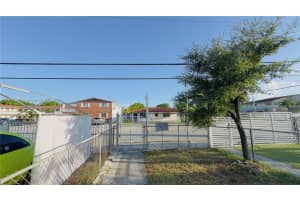 509 E 21st St Hialeah, FL 33013 - MLS#A11852287