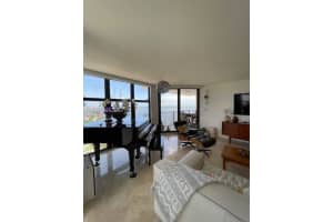 1865 Brickell Ave A1901, Miami