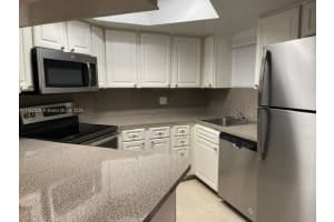 8225 Lake Dr APT 208, Doral, FL 33166, - MLS#A11852328