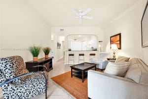 3500 Oaks Clubhouse Dr 101, Pompano Beach