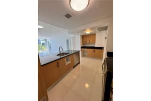 10275 Collins Ave 316, Bal Harbour, FL 33154 - MLS#A11852365