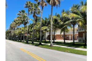 100 Sunrise Dr 6, Key Biscayne